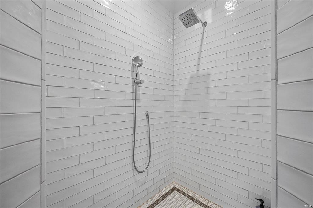 Fullertons Place Add - Residential