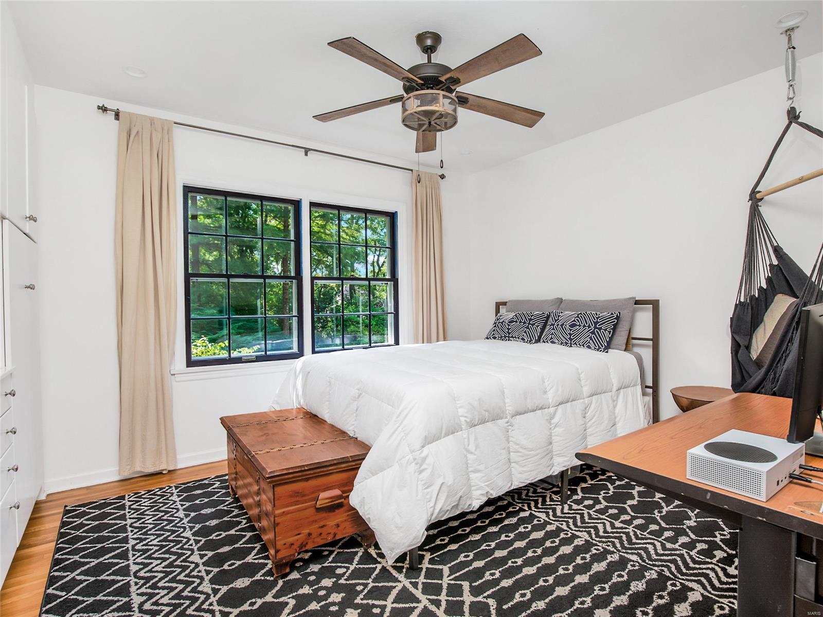 Doerschlin Partition - Residential