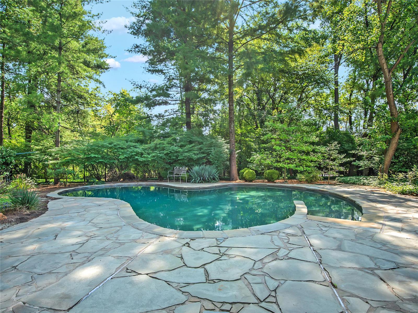 Doerschlin Partition - Residential