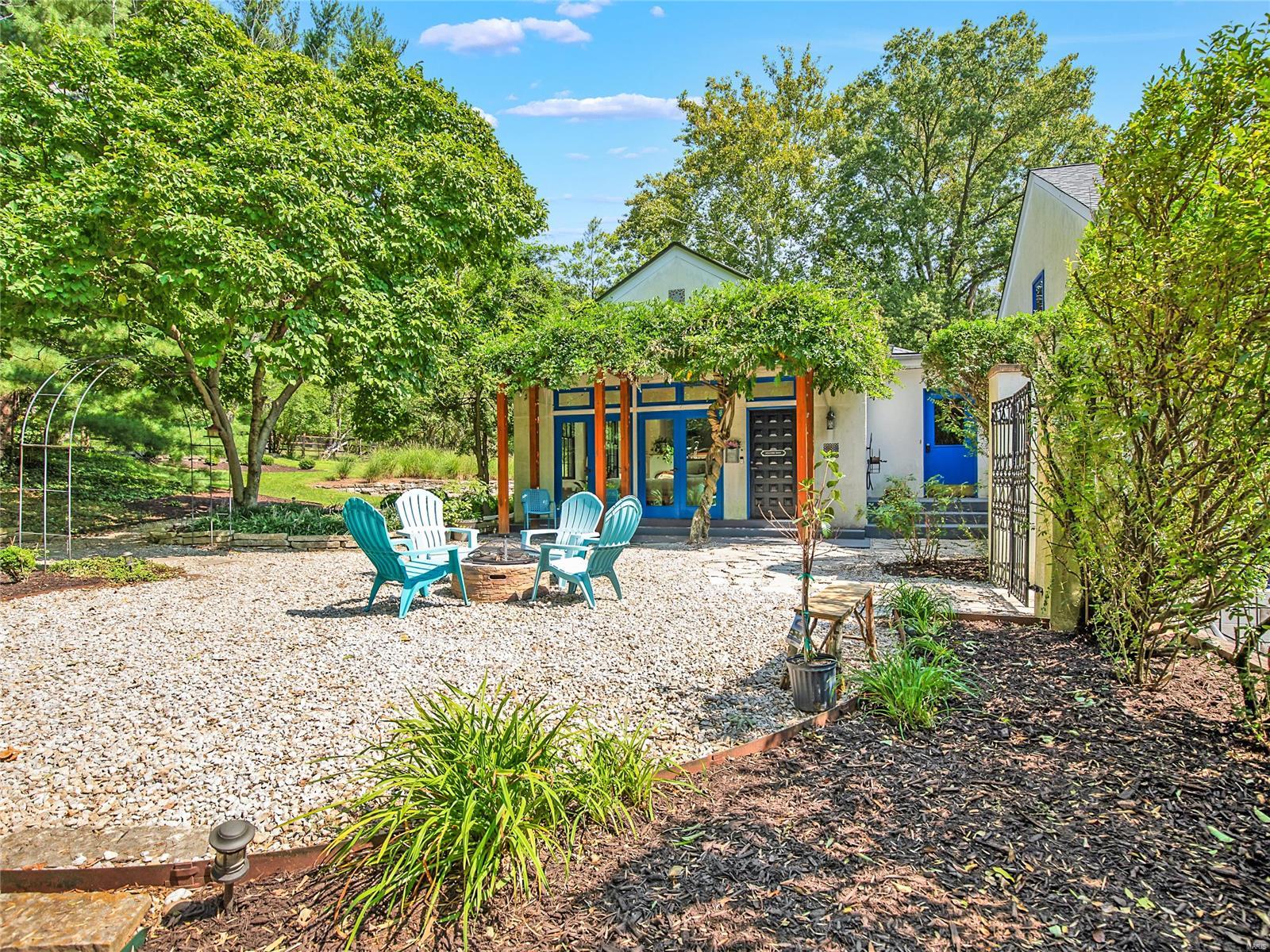 Doerschlin Partition - Residential