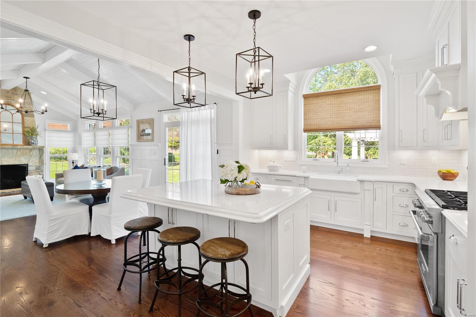 Kings Cove - Residential