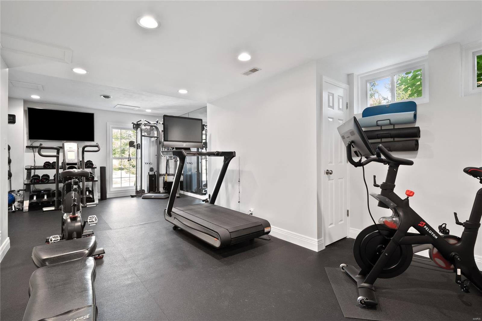 Kings Cove - Residential