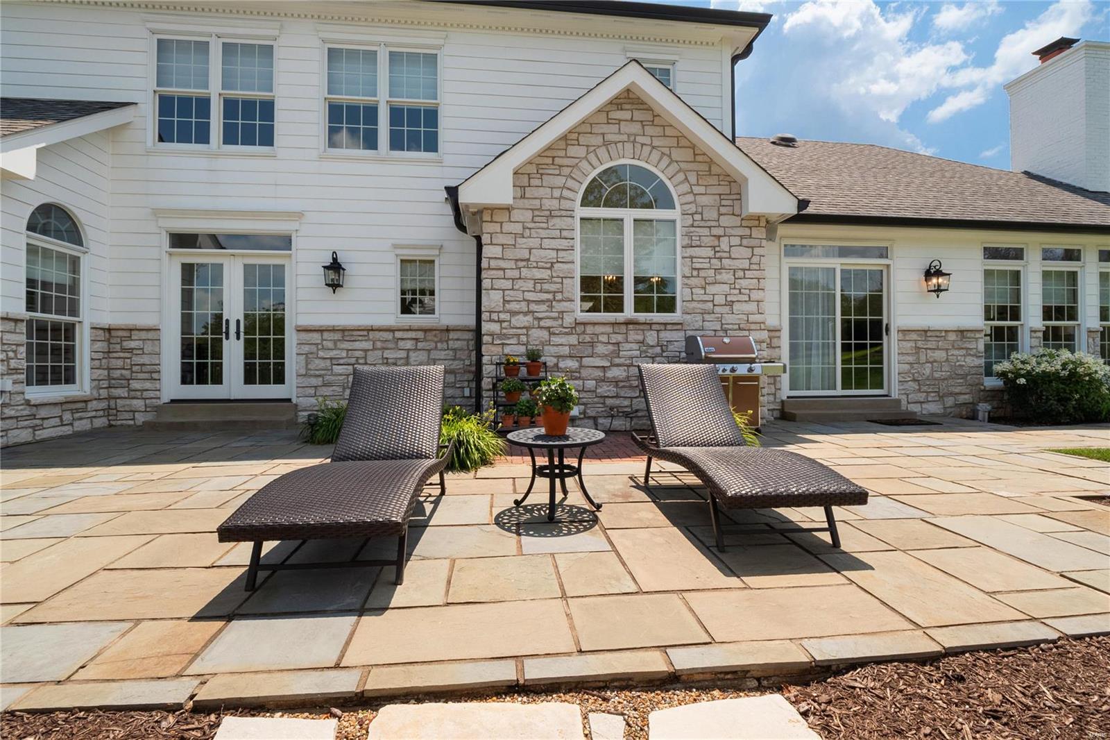 Kings Cove - Residential