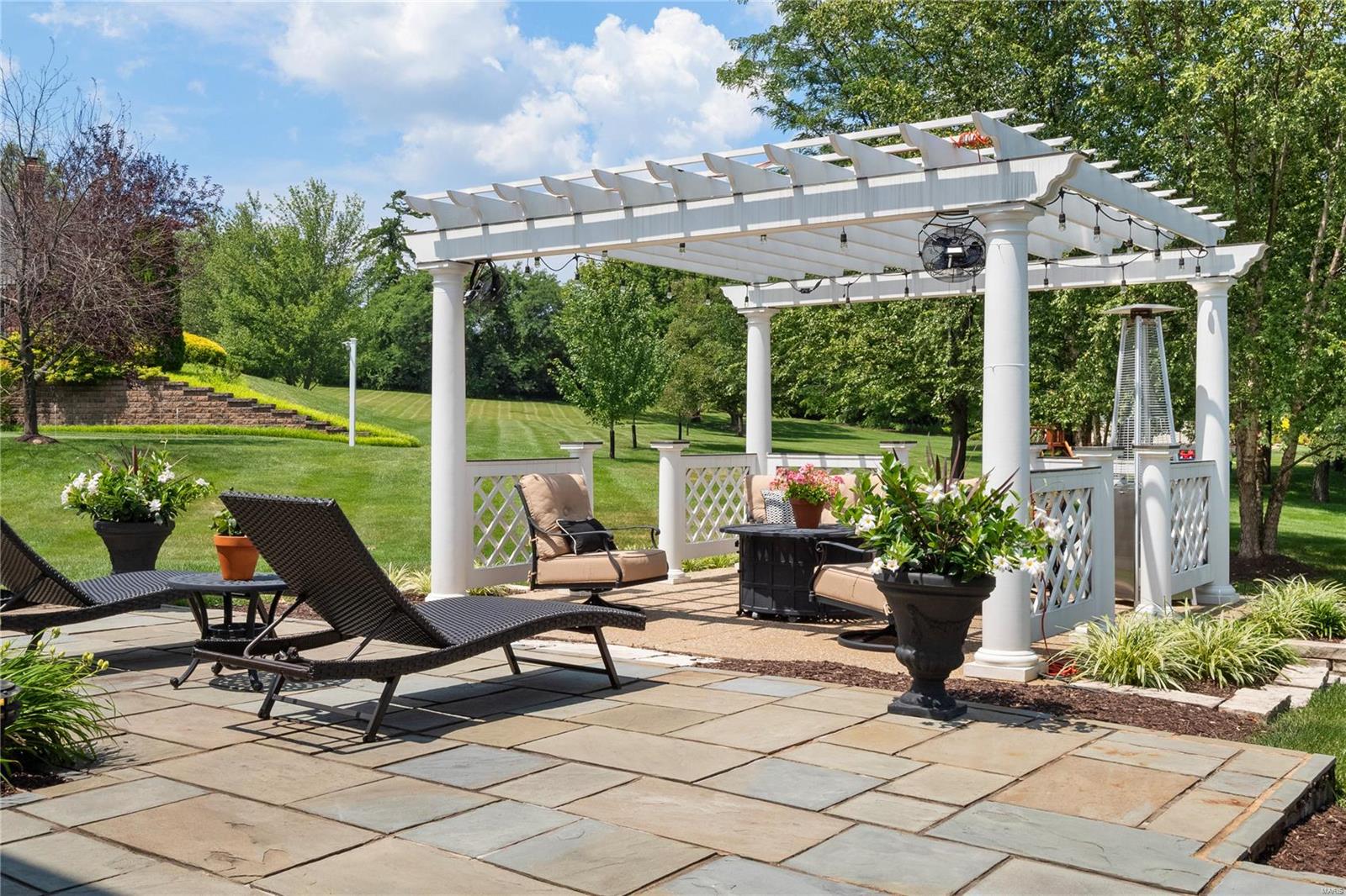 Kings Cove - Residential