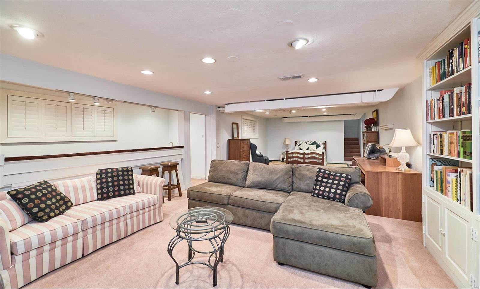 Warson Lane - Residential