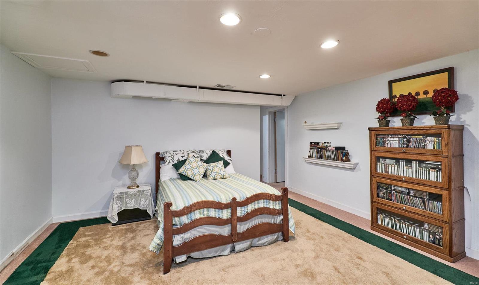 Warson Lane - Residential