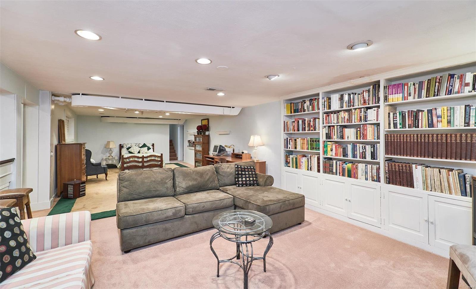 Warson Lane - Residential