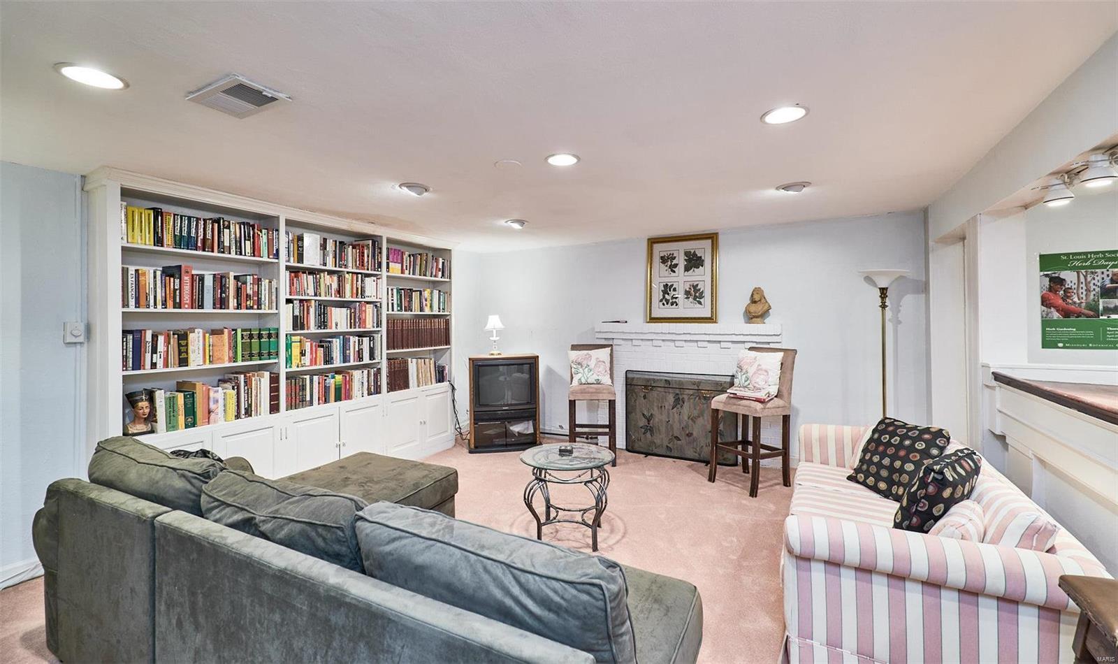 Warson Lane - Residential