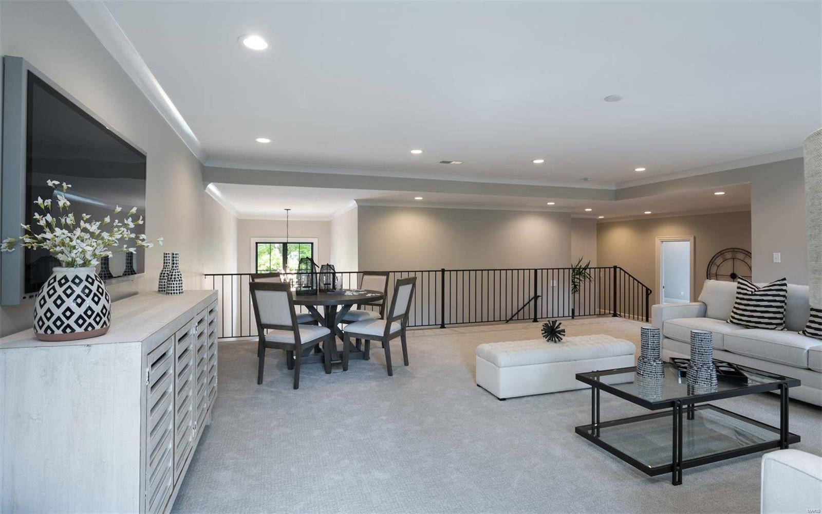 Williamsburg 1 - Residential