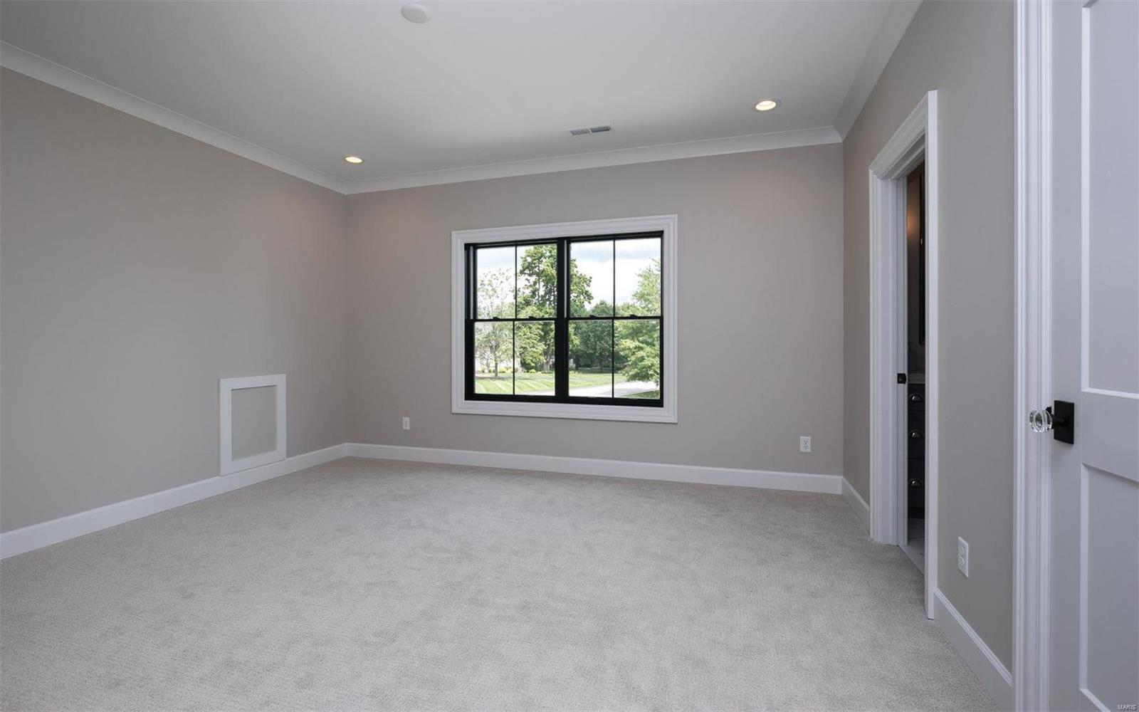 Williamsburg 1 - Residential