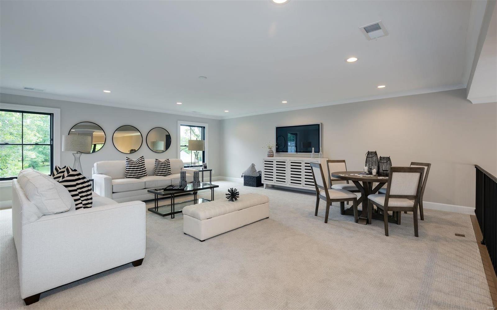 Williamsburg 1 - Residential