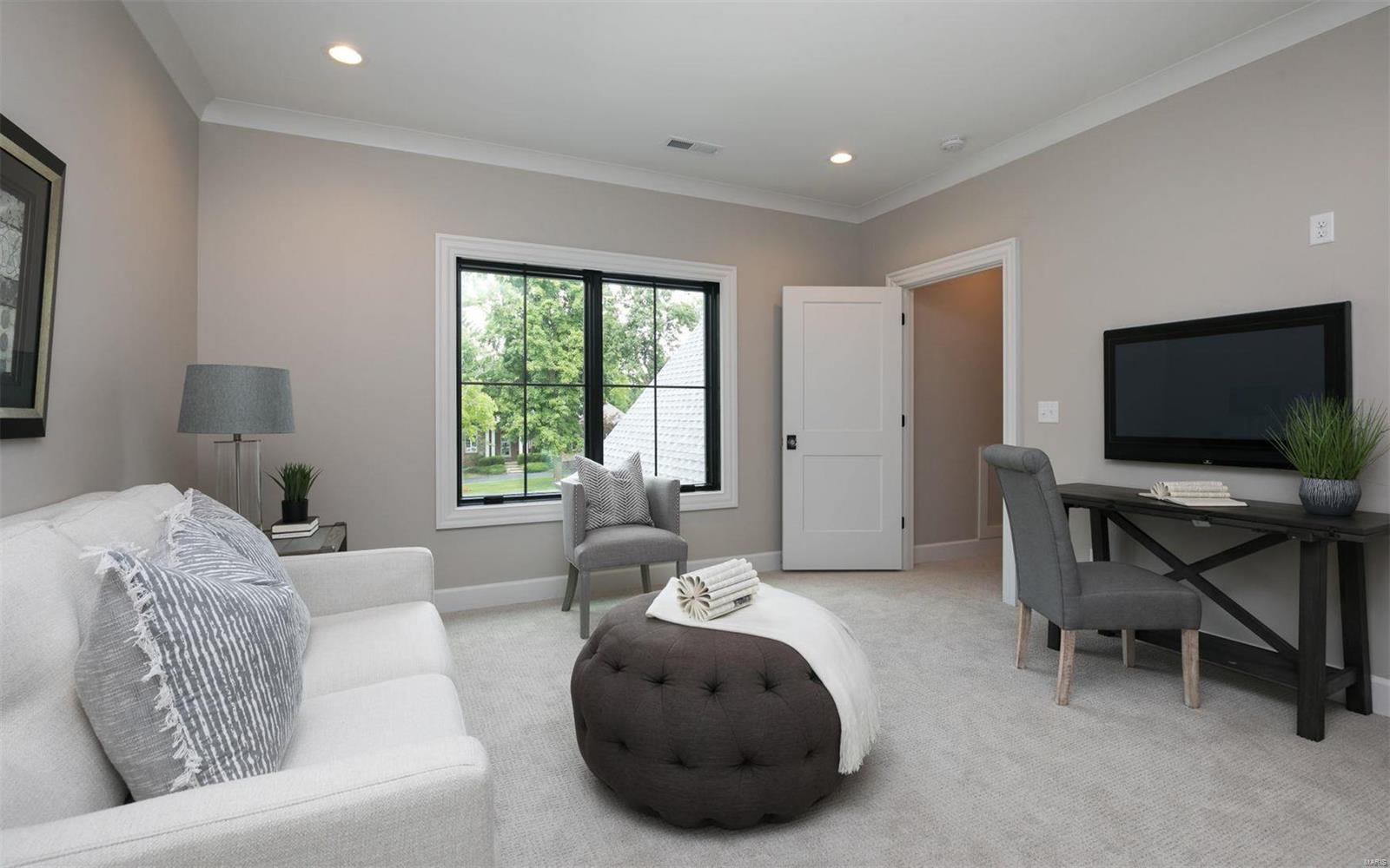 Williamsburg 1 - Residential