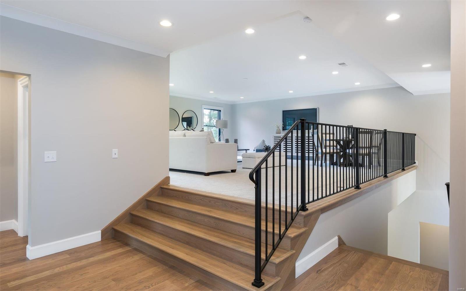 Williamsburg 1 - Residential