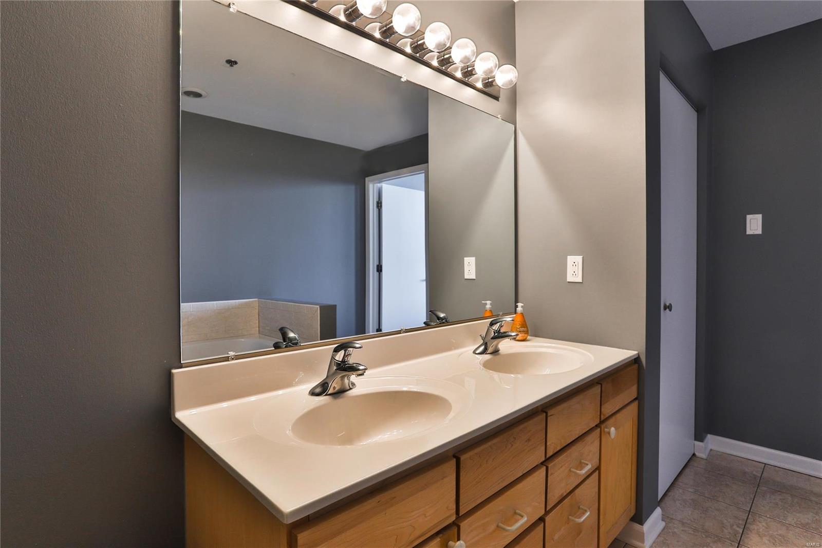 Lucas Place Add - Residential