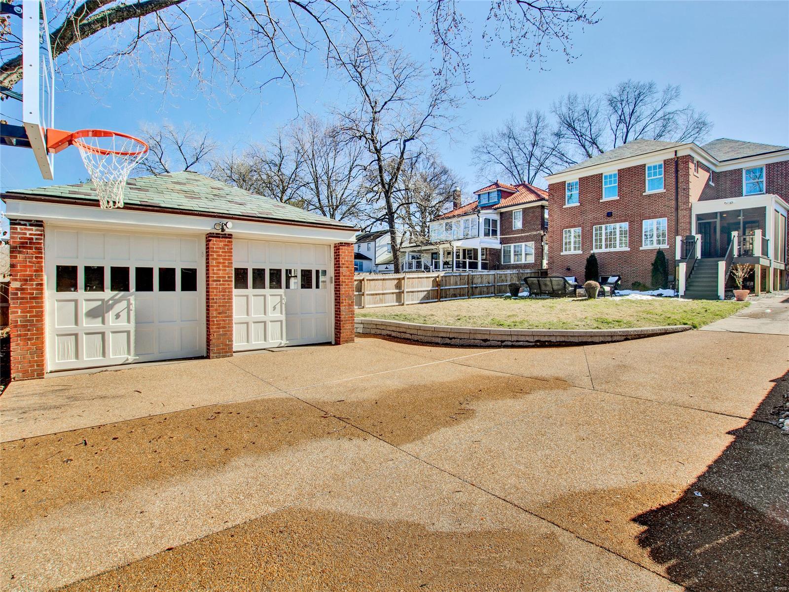 Maryland Terrace - Residential