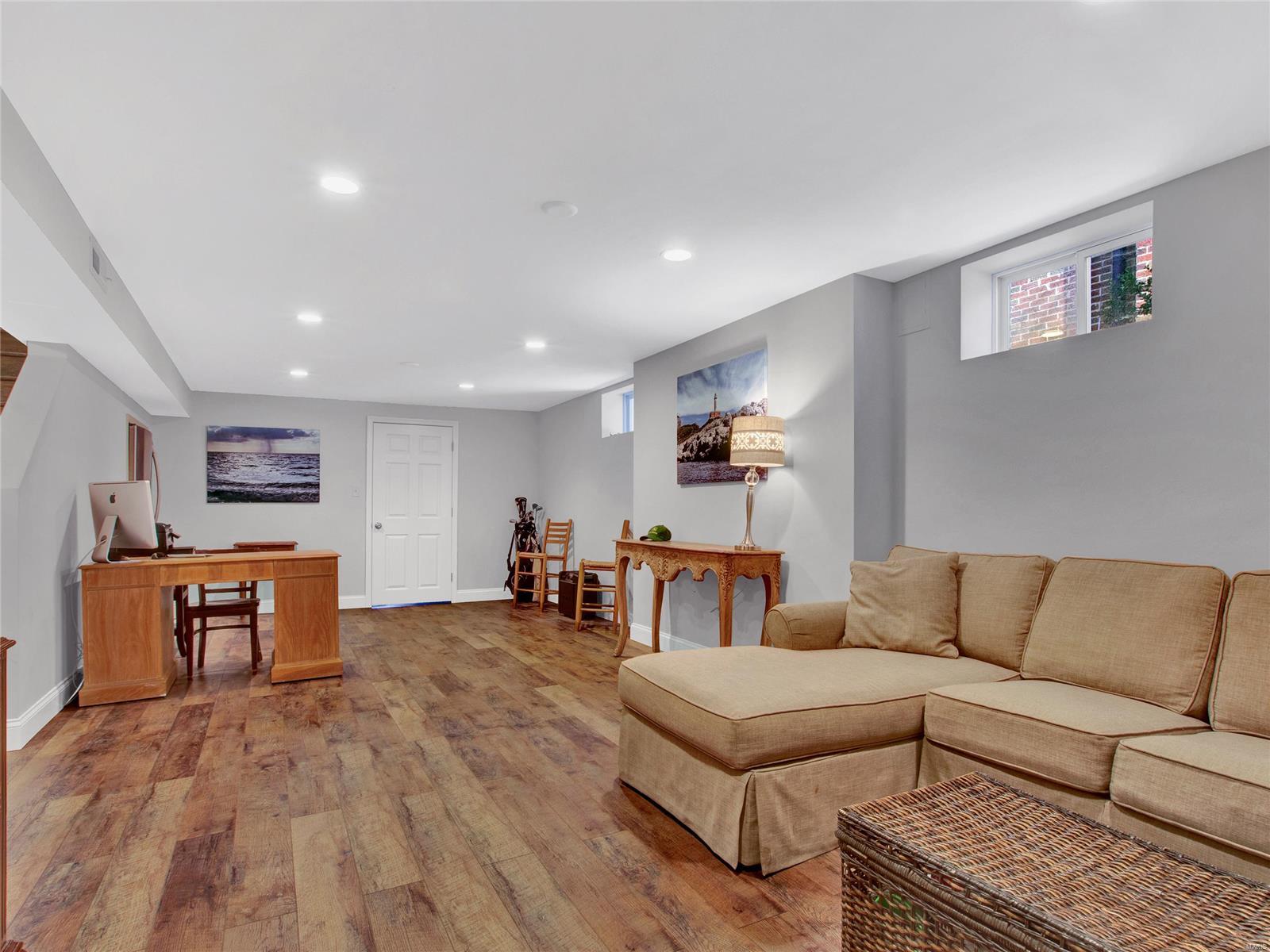 Maryland Terrace - Residential