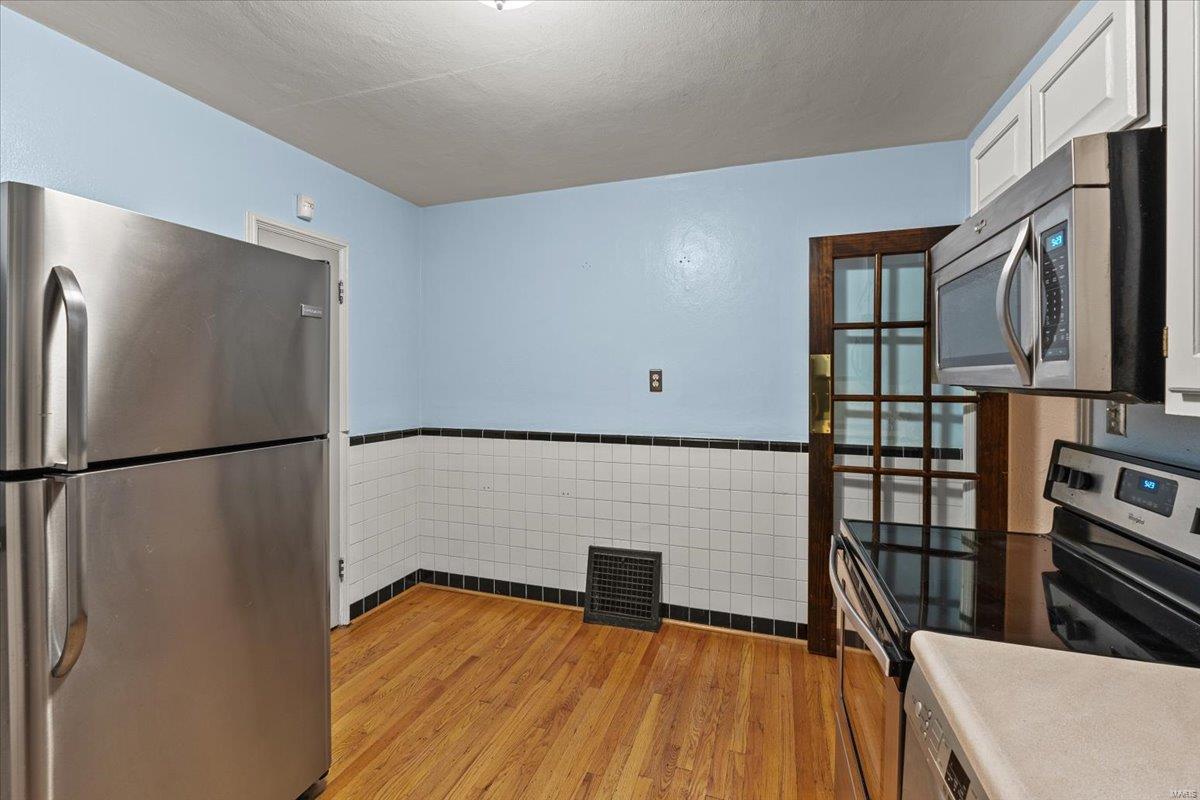 St Louis, Missouri 63123, United States, 2 Bedrooms Bedrooms, ,1 BathroomBathrooms,Residential,Pending,7448