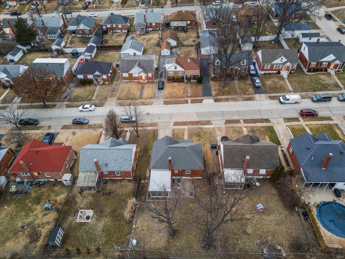 St Louis, Missouri 63123, United States, 2 Bedrooms Bedrooms, ,1 BathroomBathrooms,Residential,Pending,7448