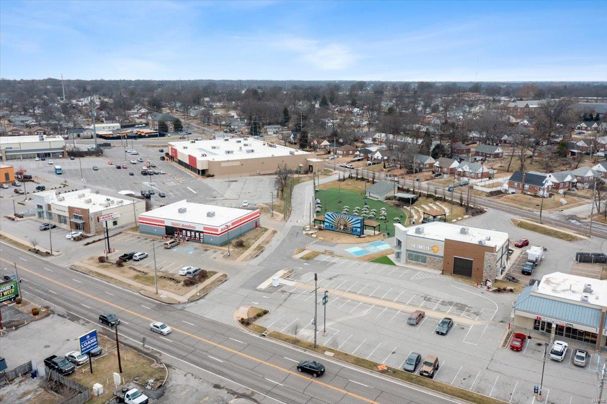 St Louis, Missouri 63123, United States, 2 Bedrooms Bedrooms, ,1 BathroomBathrooms,Residential,Pending,7448