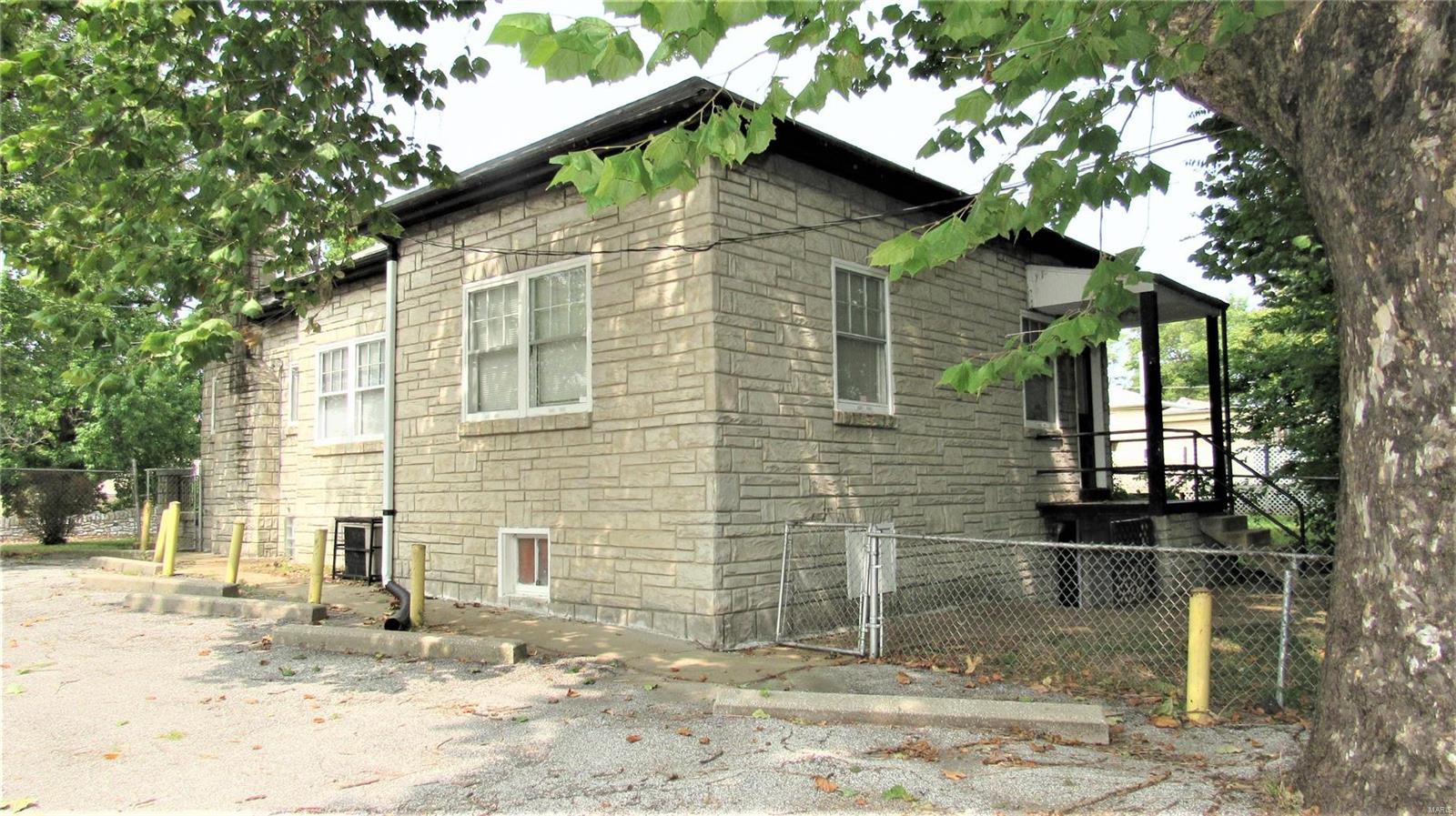 Easton Ave Terrace - Residential