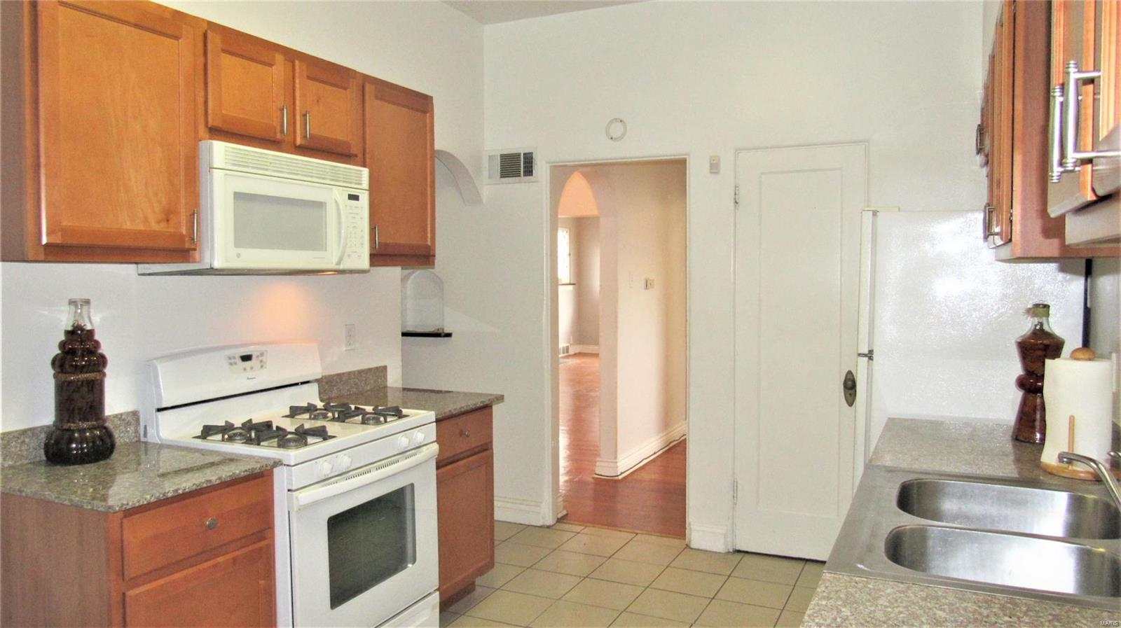 Easton Ave Terrace - Residential