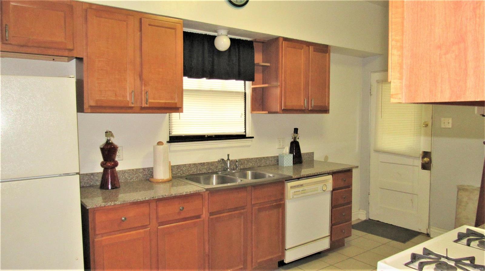 Easton Ave Terrace - Residential
