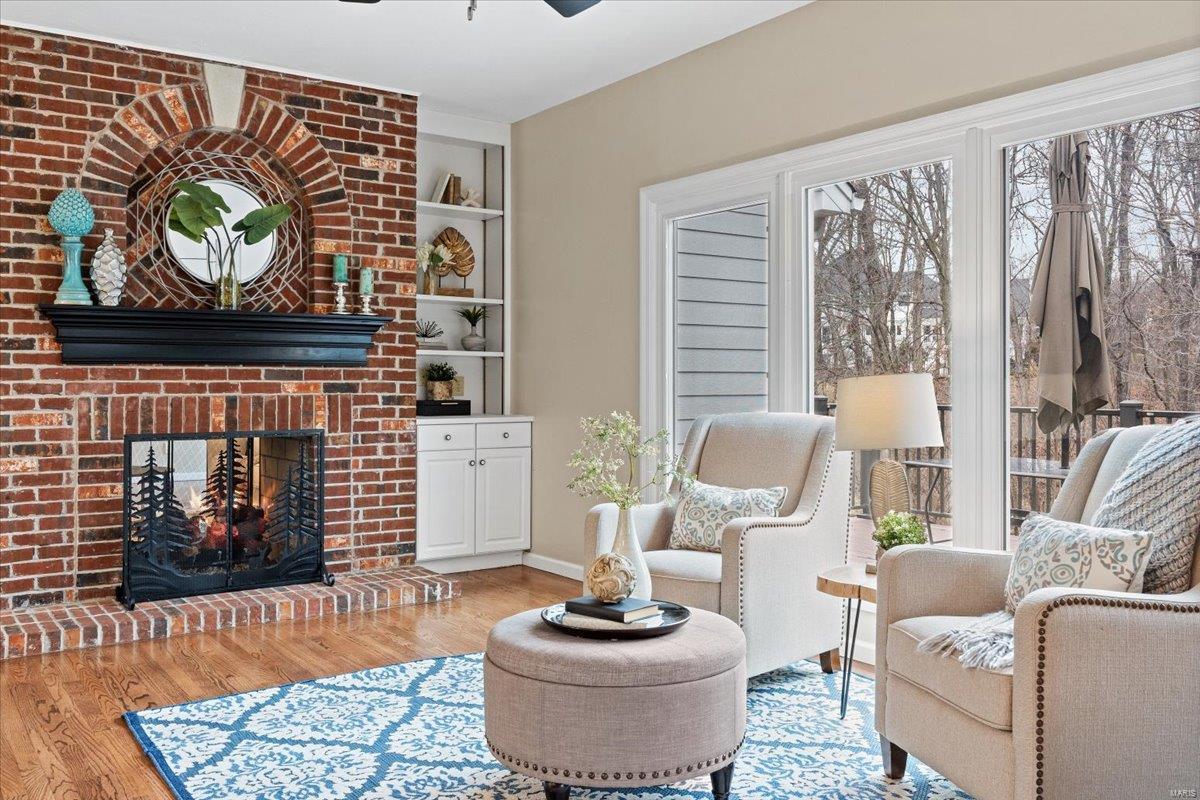 Wildwood, Missouri 63005, United States, 5 Bedrooms Bedrooms, ,5 BathroomsBathrooms,Residential,Pending,16065