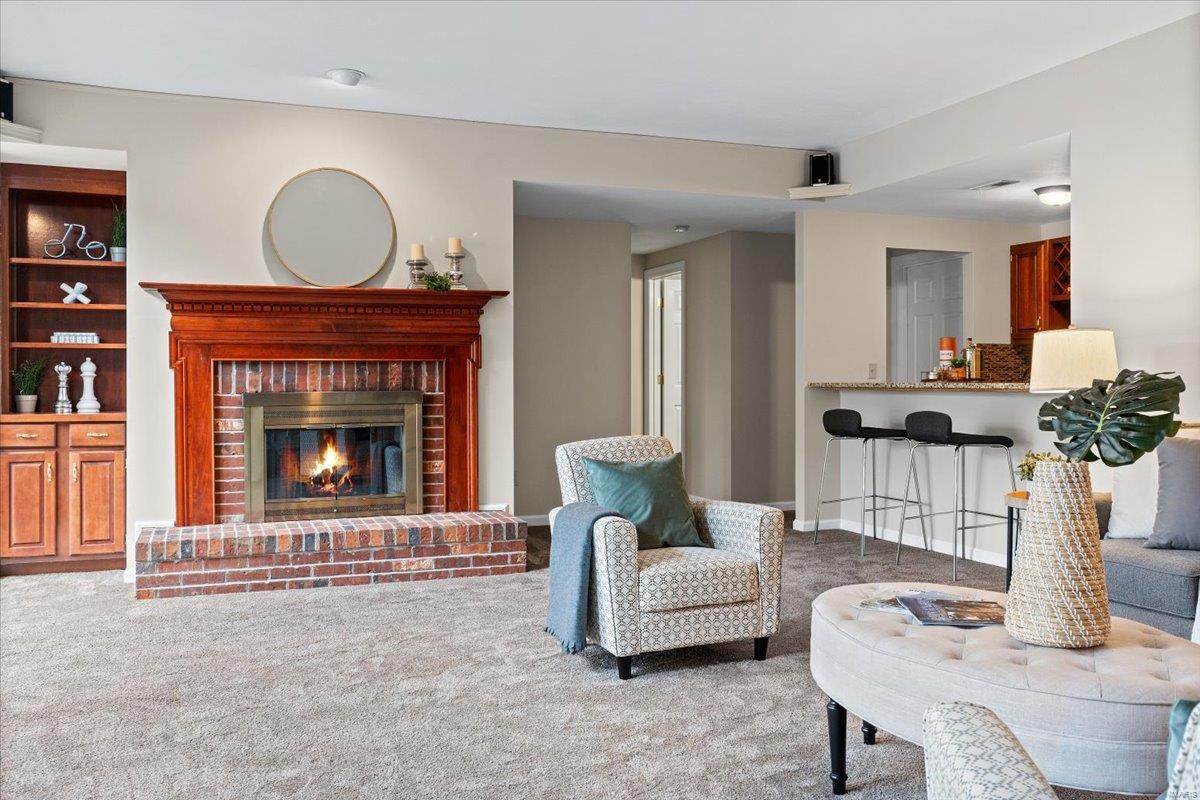 Wildwood, Missouri 63005, United States, 5 Bedrooms Bedrooms, ,5 BathroomsBathrooms,Residential,Pending,16065