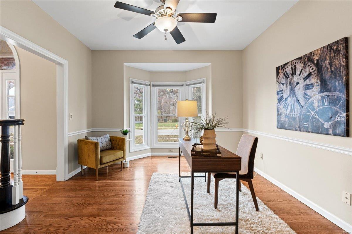 Wildwood, Missouri 63005, United States, 5 Bedrooms Bedrooms, ,5 BathroomsBathrooms,Residential,Pending,16065