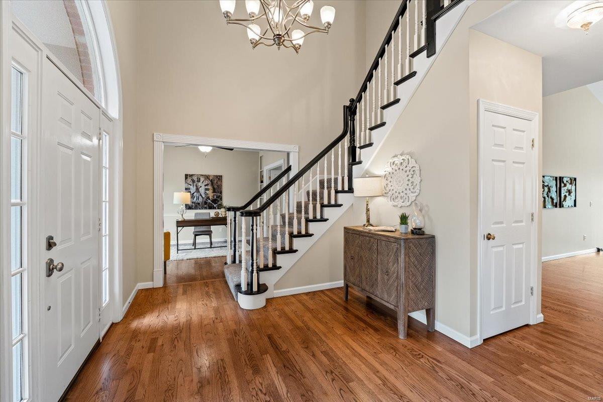 Wildwood, Missouri 63005, United States, 5 Bedrooms Bedrooms, ,5 BathroomsBathrooms,Residential,Pending,16065