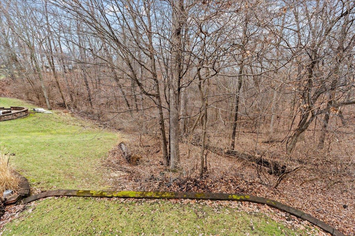 Wildwood, Missouri 63005, United States, 5 Bedrooms Bedrooms, ,5 BathroomsBathrooms,Residential,Pending,16065