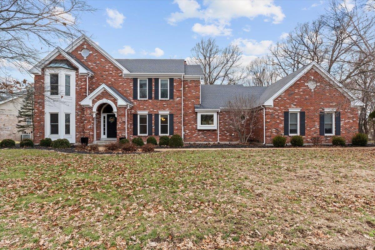 Wildwood, Missouri 63005, United States, 5 Bedrooms Bedrooms, ,5 BathroomsBathrooms,Residential,Pending,16065