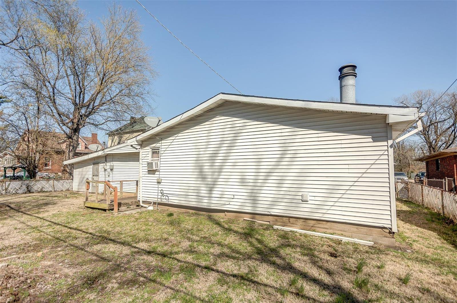 East St Louis, Illinois 62204, United States, ,Residential,Active,93677