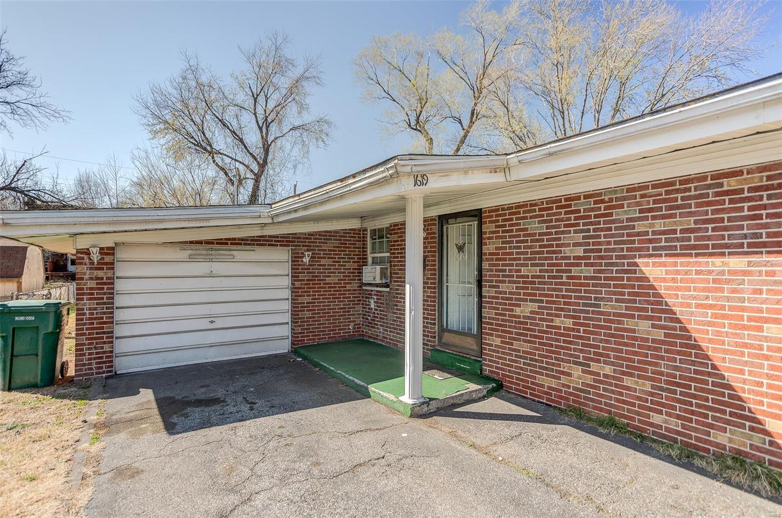 East St Louis, Illinois 62204, United States, ,Residential,Active,93677