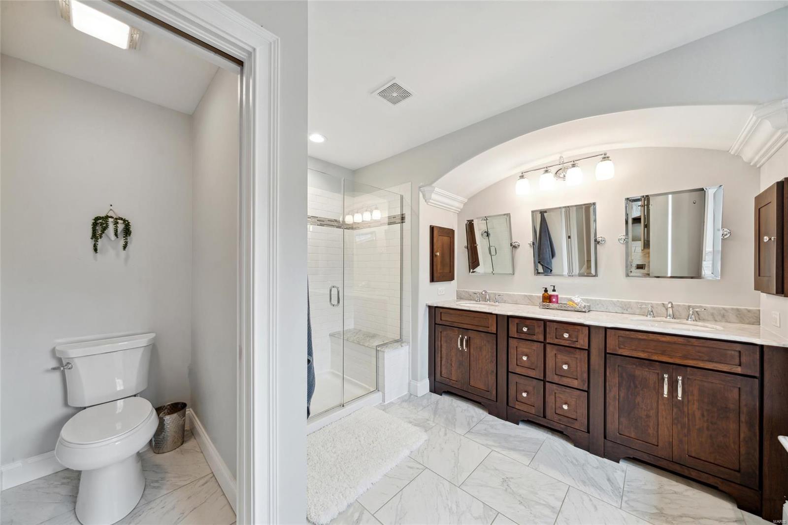 Tuxedo Park - Residential