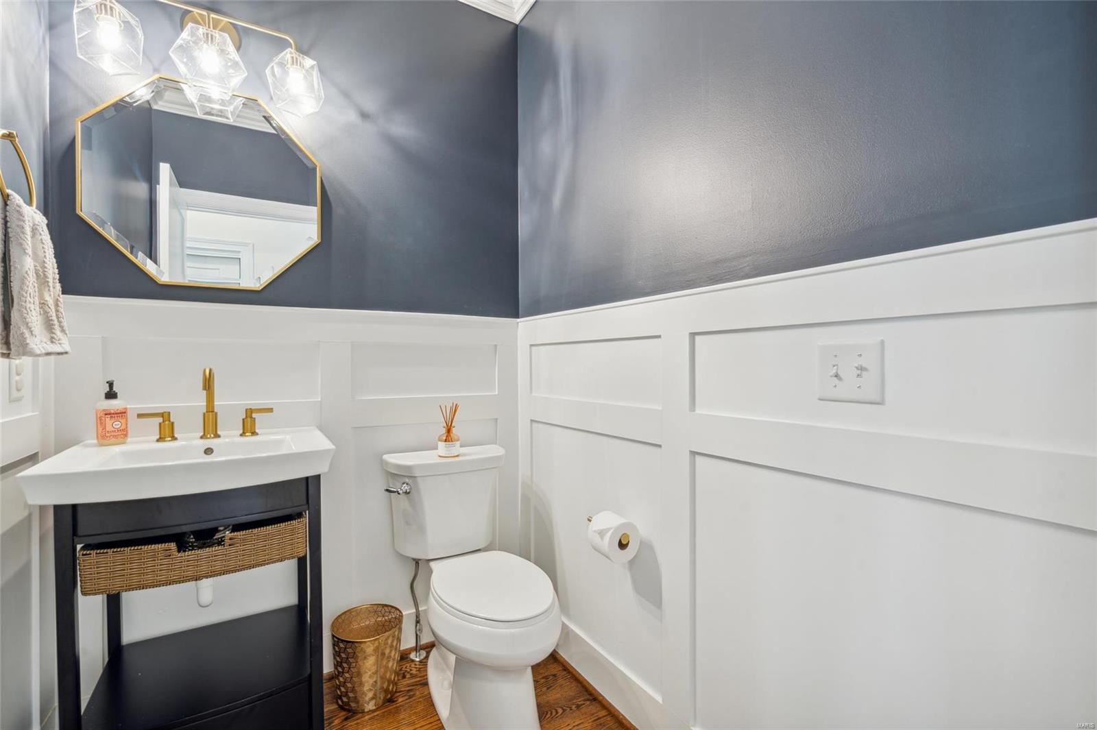 Tuxedo Park - Residential