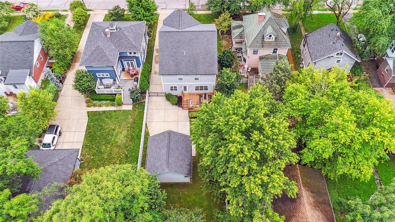 Tuxedo Park - Residential