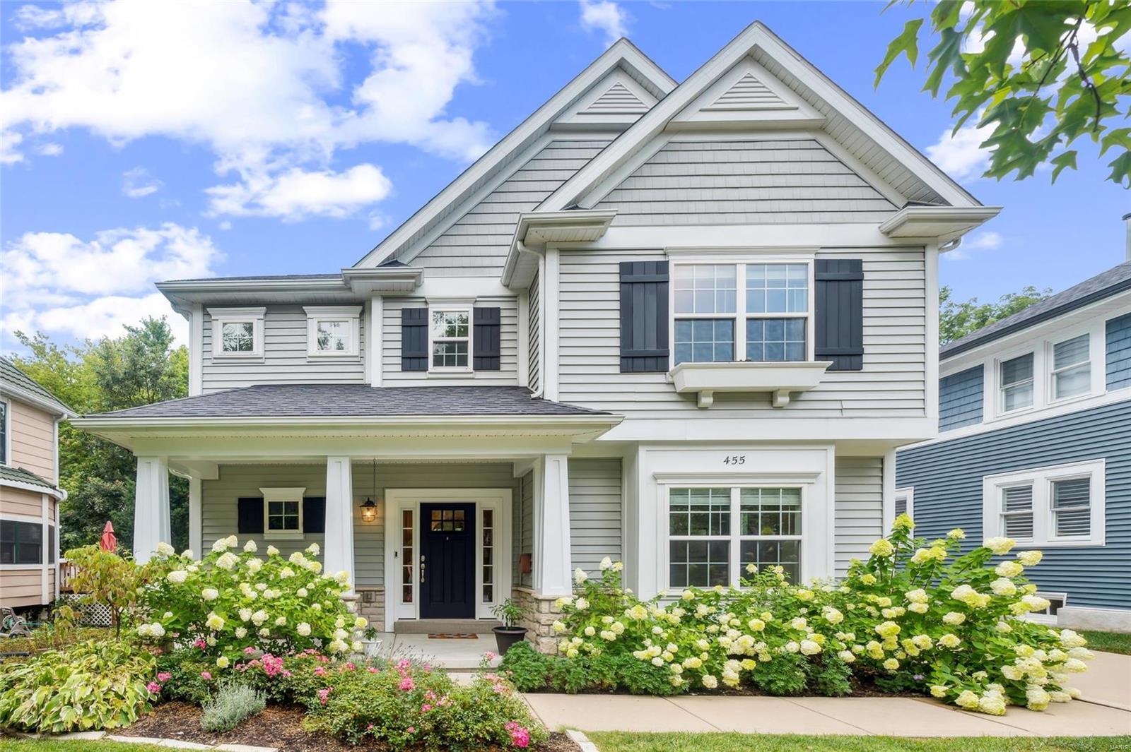 Tuxedo Park - Residential