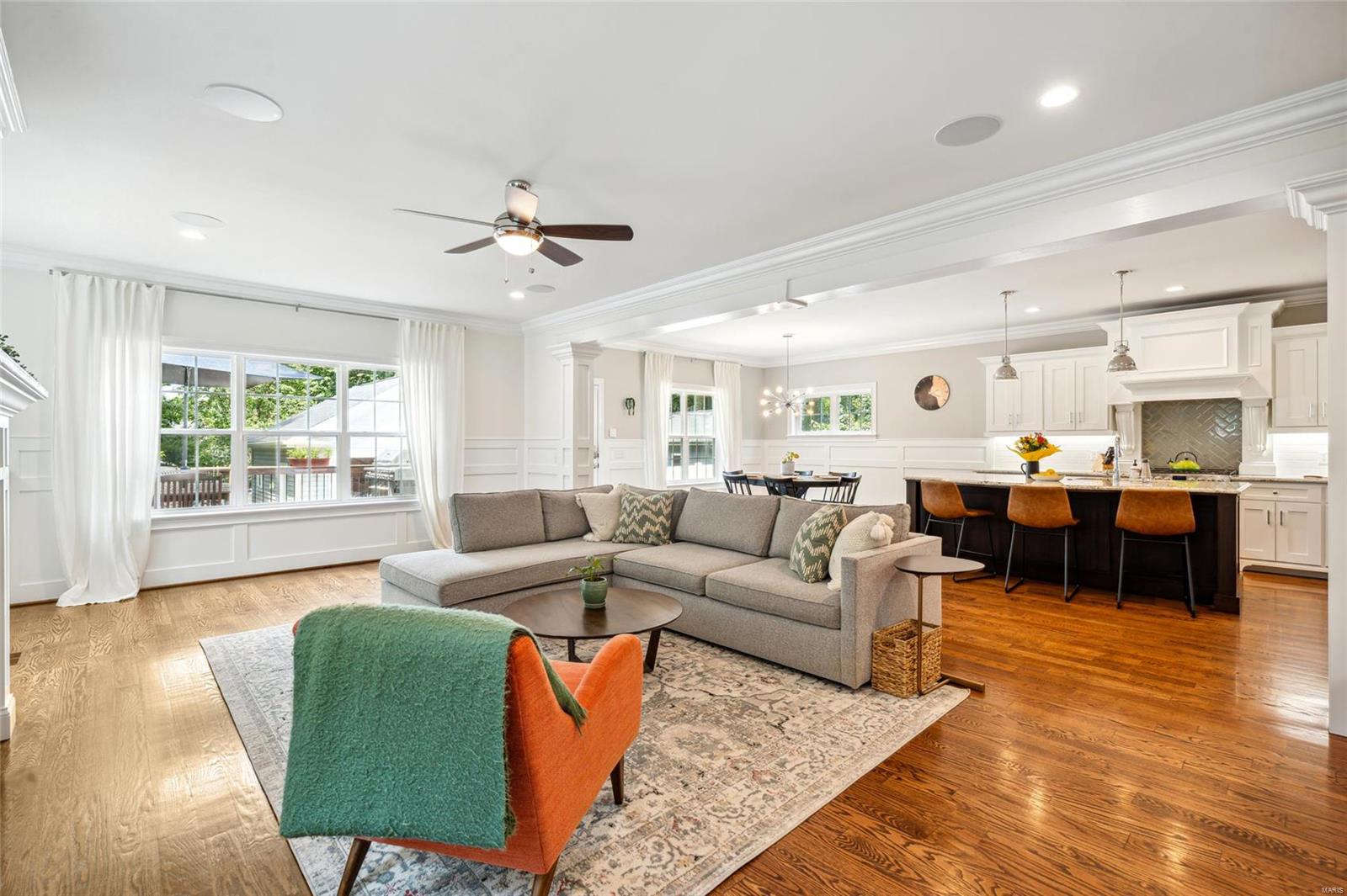 Tuxedo Park - Residential