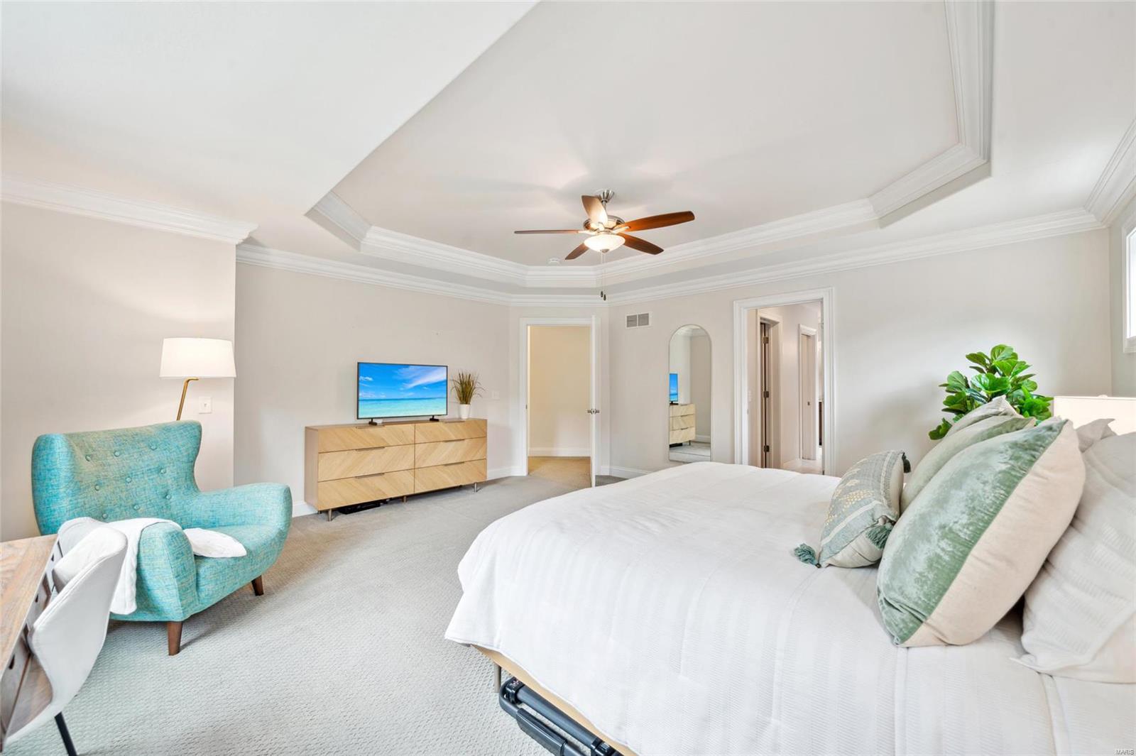 Tuxedo Park - Residential