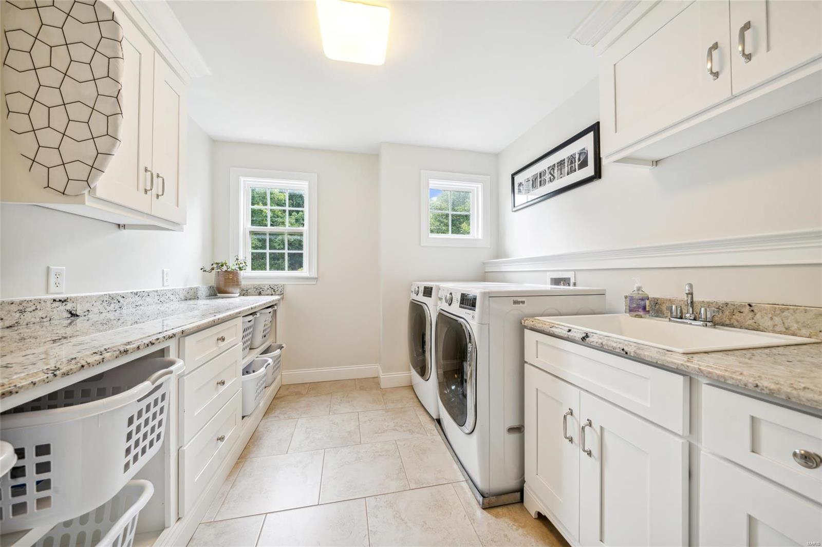 Tuxedo Park - Residential