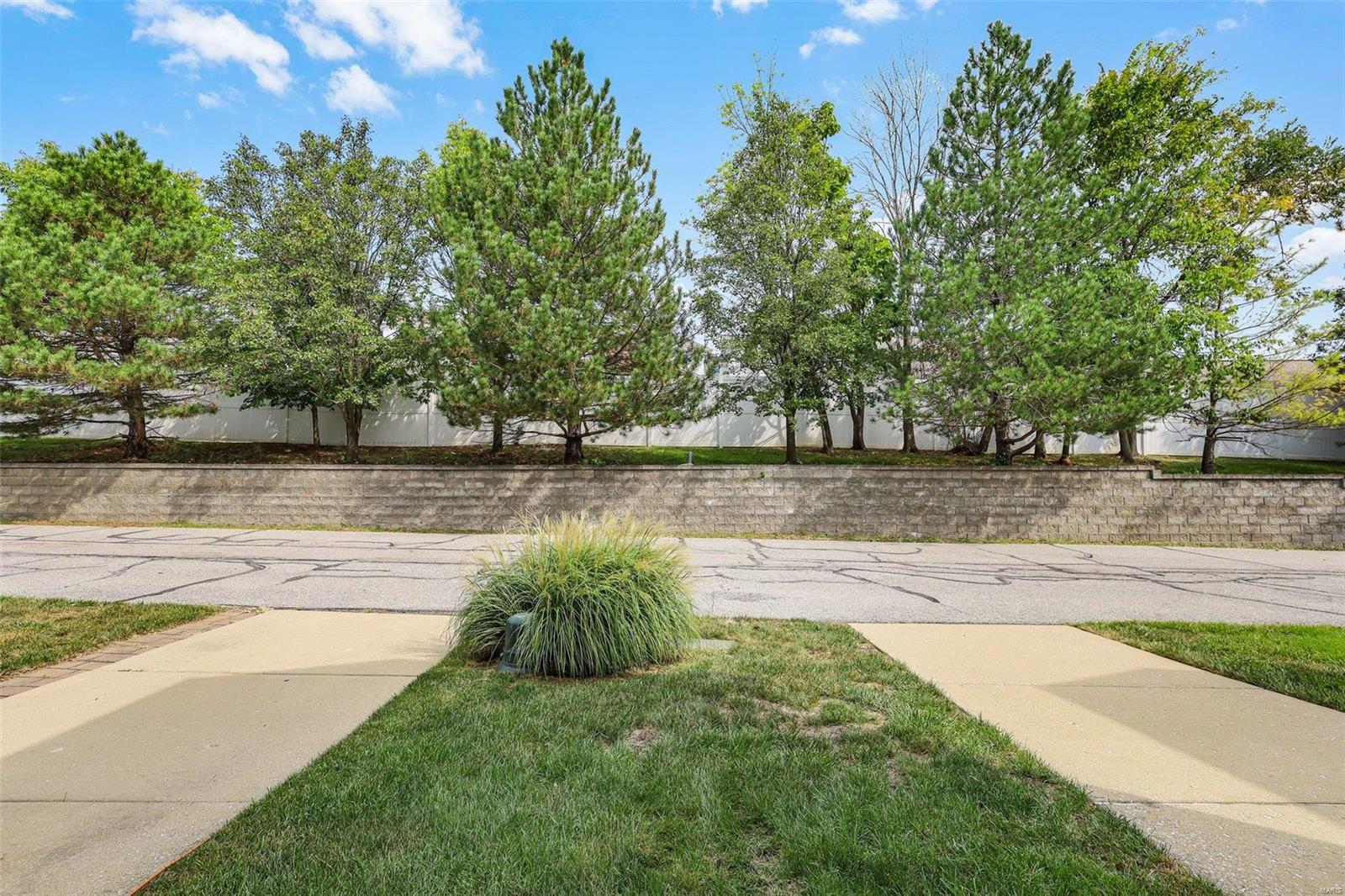 Estates At Parkview Two The - Residential