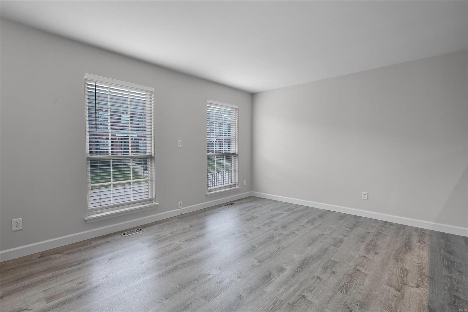 Estates At Parkview Two The - Residential