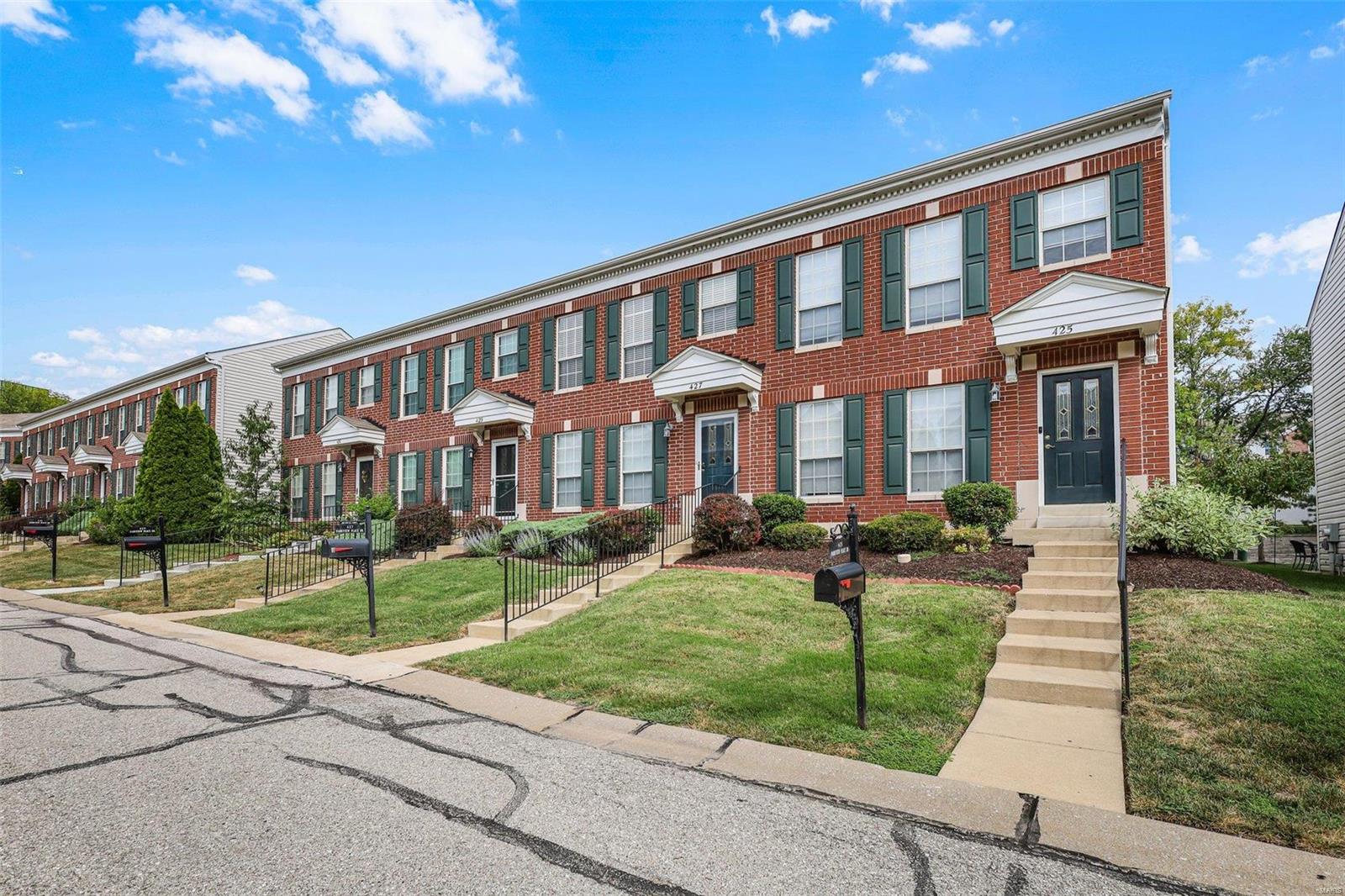 Estates At Parkview Two The - Residential