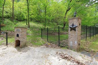 Village Paradise - Residential