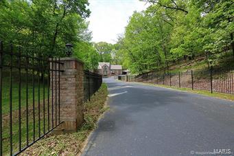 Village Paradise - Residential