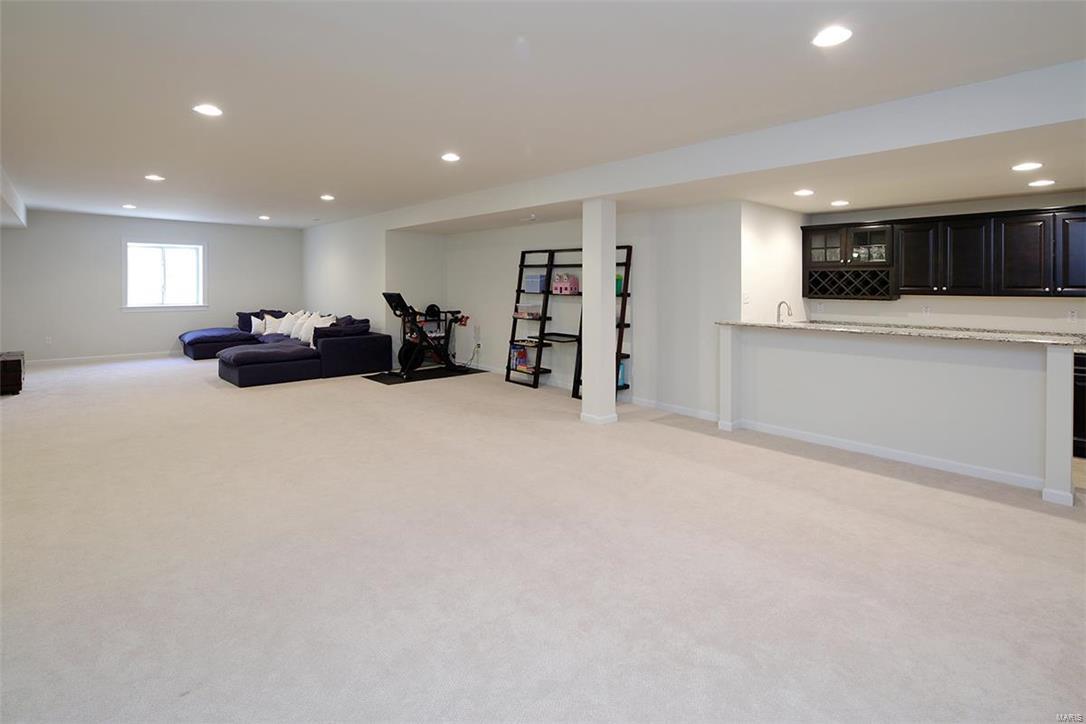 Woods Of Ladue The - Residential