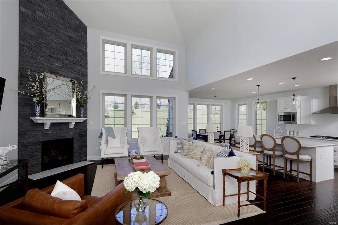 Woods Of Ladue The - Residential