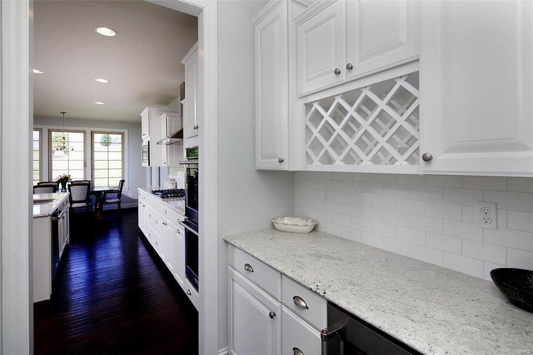 Woods Of Ladue The - Residential