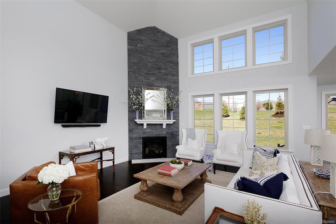 Woods Of Ladue The - Residential